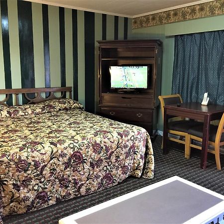 Skyland Motel Cornelia Extérieur photo